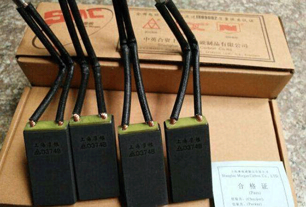 導(dǎo)致直流電機(jī)的碳刷發(fā)生故障的兩個(gè)主要因素。