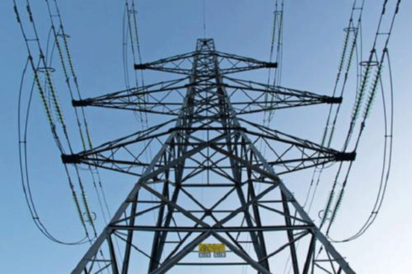 YRKK高壓電機(jī)必須承受多大的電壓？